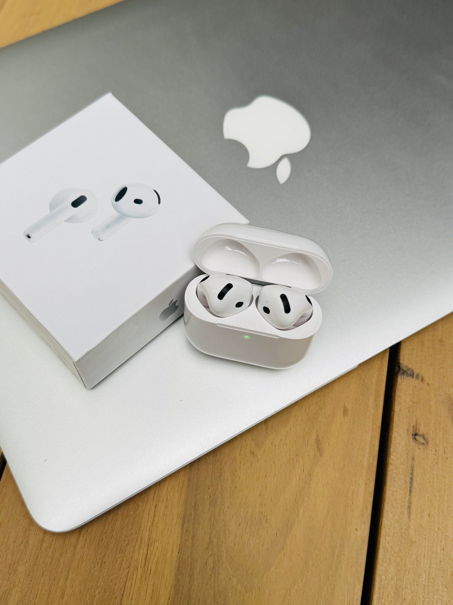 Apple Airpods 4